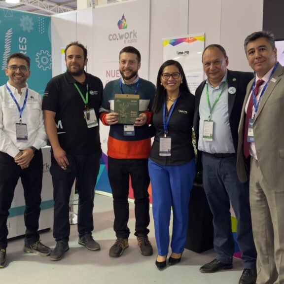 El Puerto Cowork entrepreneurs connected with potential customers, formed partnerships and made sales at EXPONOR 2024
